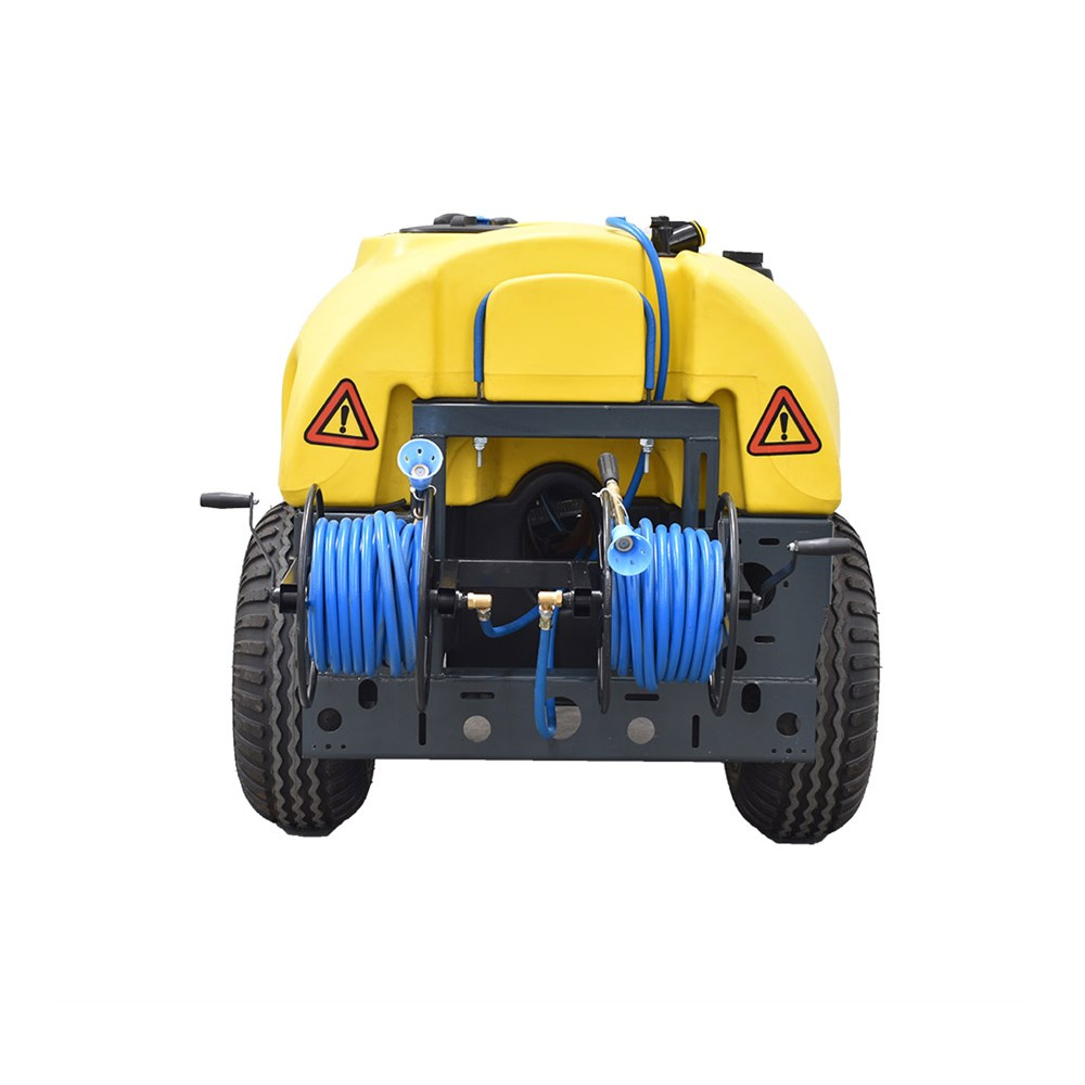 TRACKED GARDEN SPRAYER STANDARD MODEL 1000 LT.